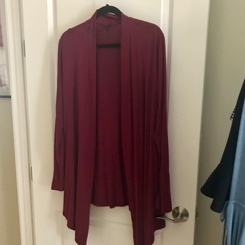 Sweater/Jacket light weight.  EttelLut